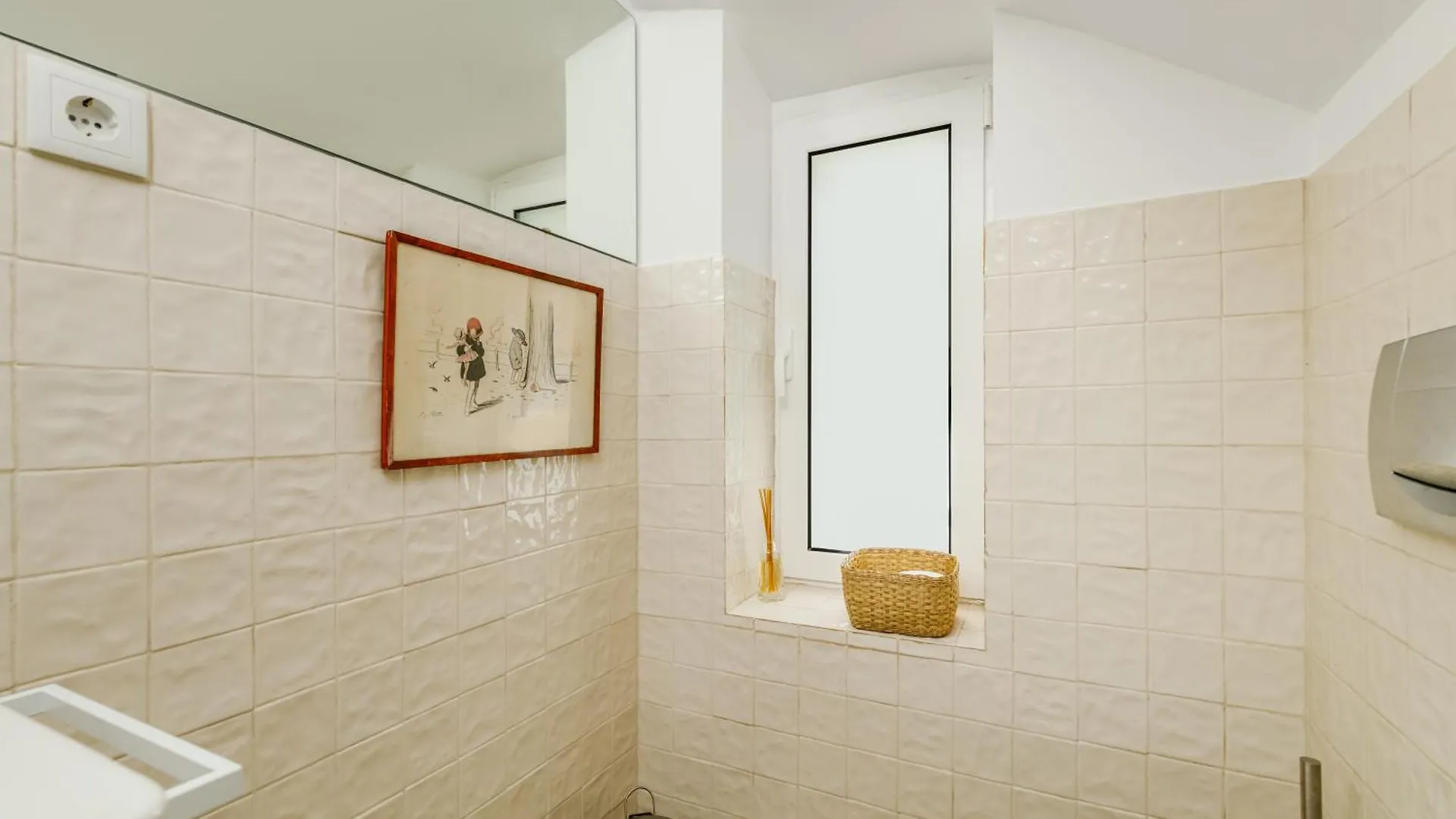 Villa Haus Abel - Pool, Parking And Garden In The Heart Of Lissabon 0*,  Portugal